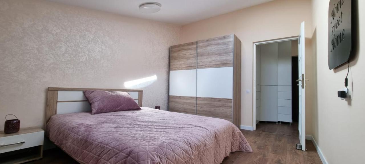 Airport Residence Яссы Экстерьер фото